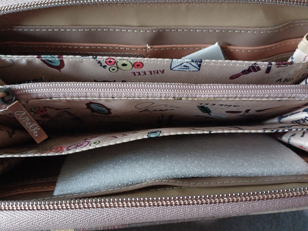 Anekke Damen-Portemonnaie im dekorativem Geschenk-Karton