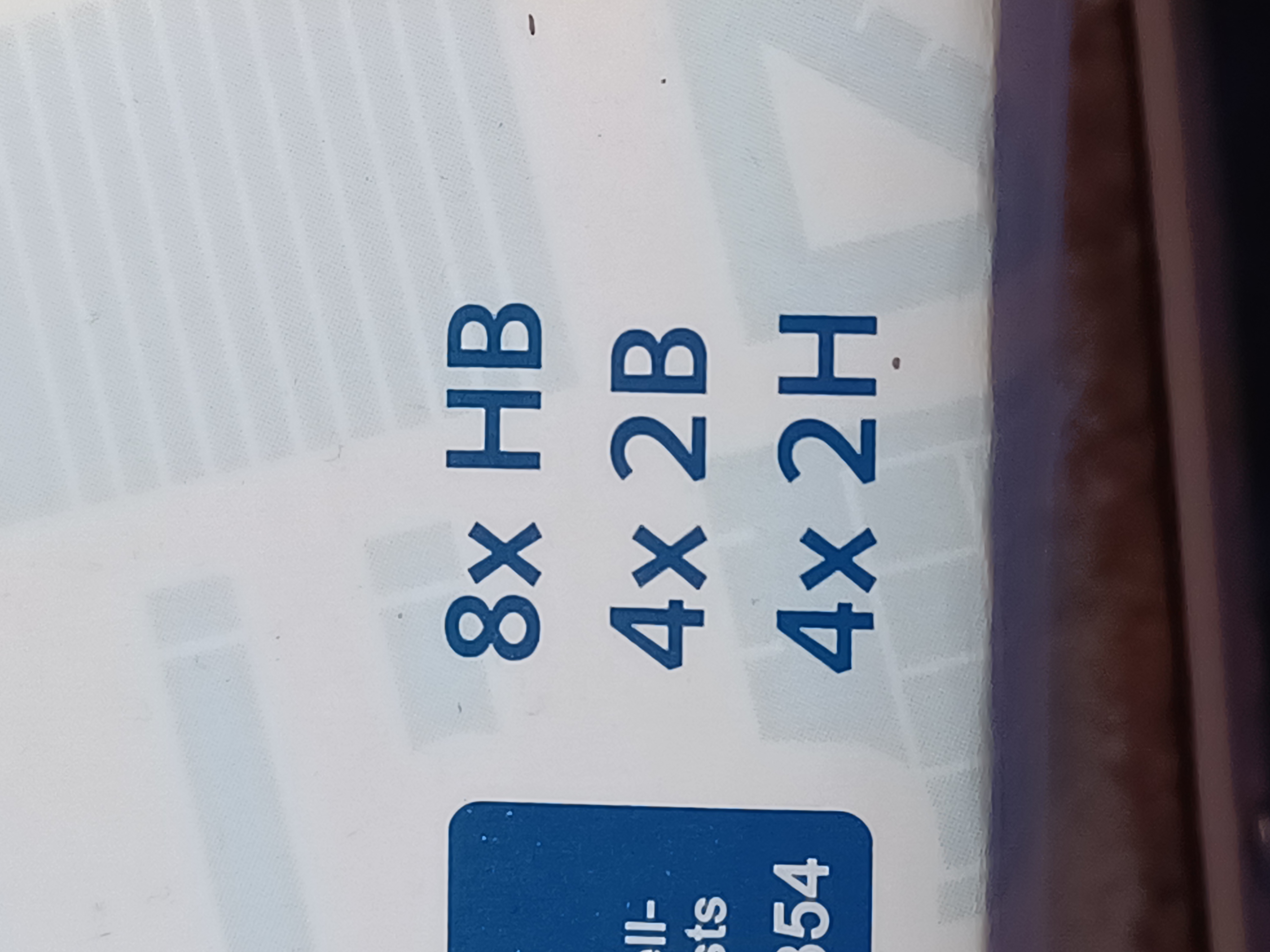16 Bleistifte Set mit Radiergummi versch. Härten HB 2B 2H Schreibset