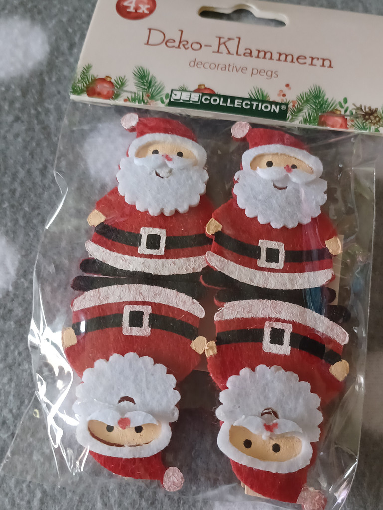 Deko-Klammern mit Weihnachtsmännern (4er-Set)
