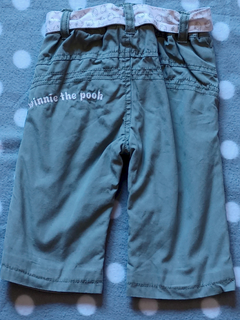 H&M Hose Disney Winnie Puuh Mädchen gefüttert mit Gürtel grün Größe 68 H&M Hose Disney Winnie Puuh Mädchen gefüttert mit Gürtel grün Größe 68
