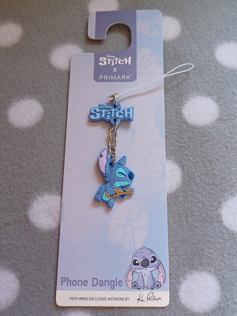 Stitch Phone Anhänger – Stylisches Accessoire für dein Handy Stitch Phone Anhänger – Stylisches Accessoire für dein Handy