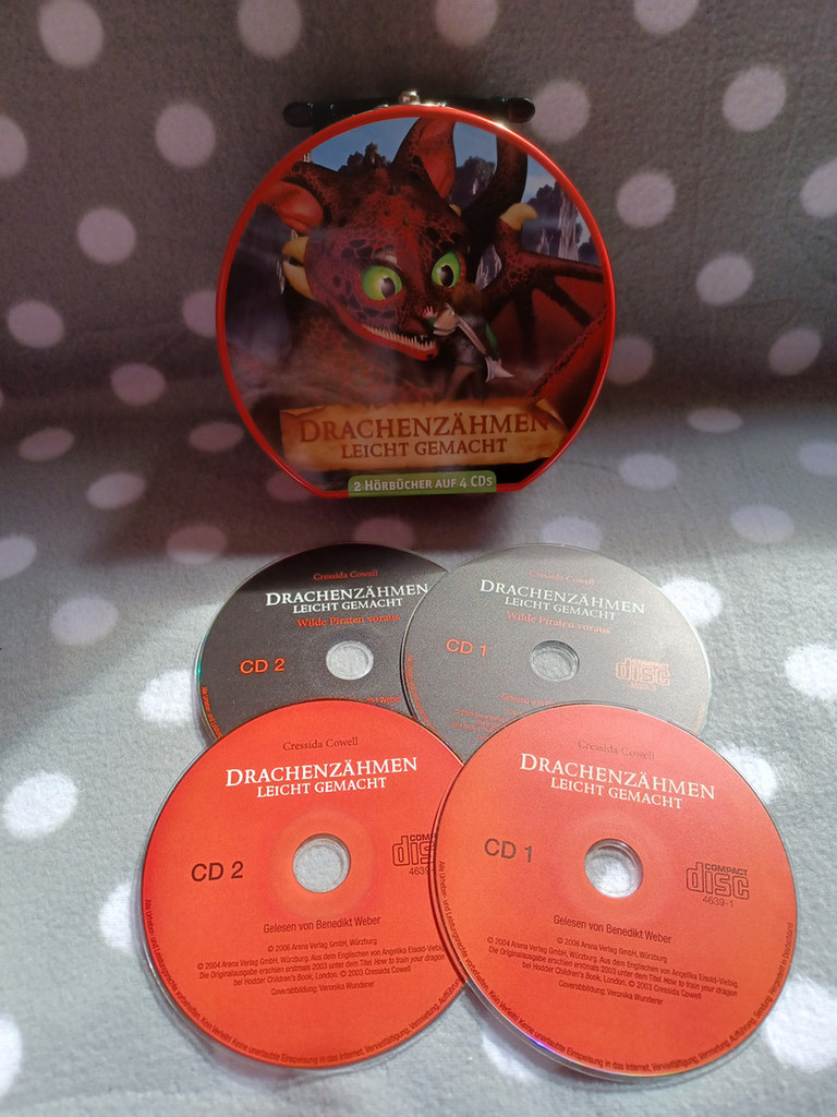Hörspiel-CD: Mein Hörbuch-Koffer Drachenzähmen leicht gemacht 4 CD´s Hörspiel-CD: Mein Hörbuch-Koffer Drachenzähmen leicht gemacht 4 CD´s