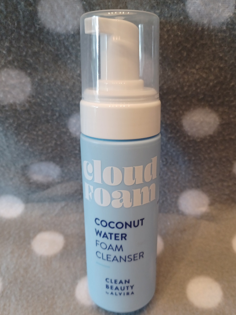 Alvira Cloud Foam Coconut Water Gesichtsreinigungsschaum 150ml Reinigung