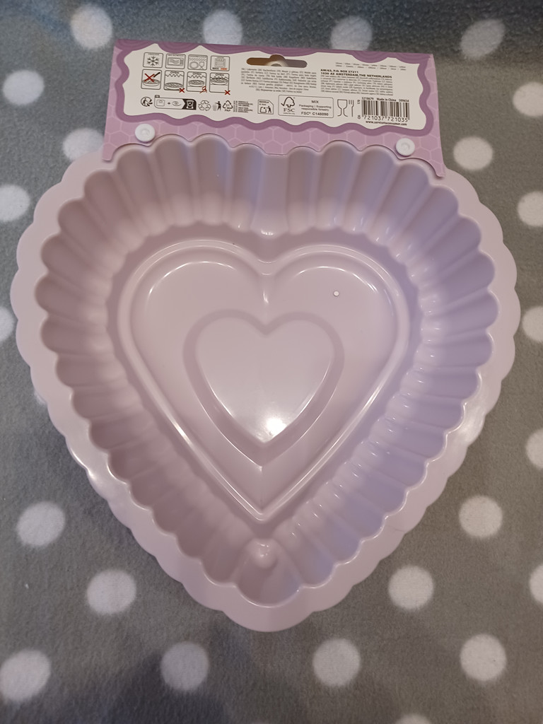 Silikon Backform Herz Herzform Lila für Kuchen und Torten