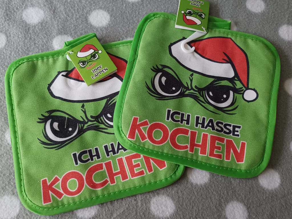 2x Festtagsmuffel Topflappen – Grinch-Motiv, 18x18x1 cm