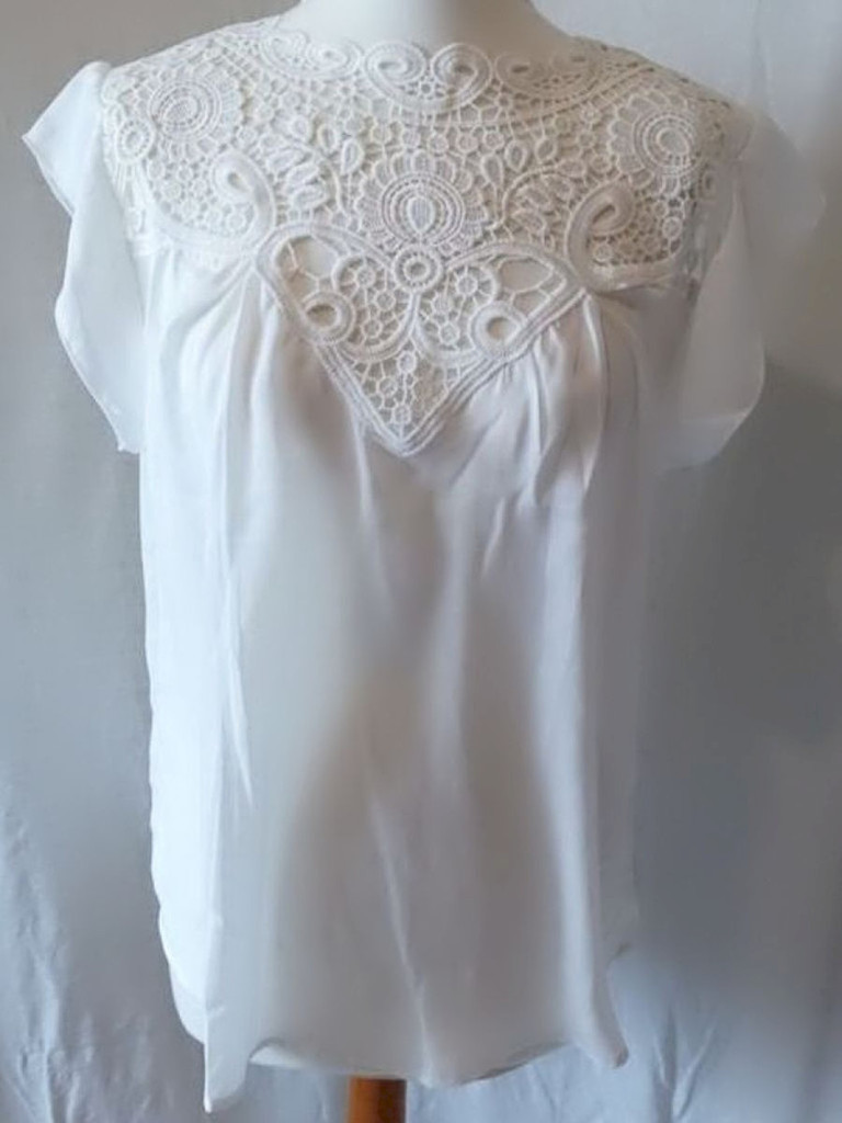 Wibra Shirt in Weiß mit Spitzenausschnitt Gr.L #17611
