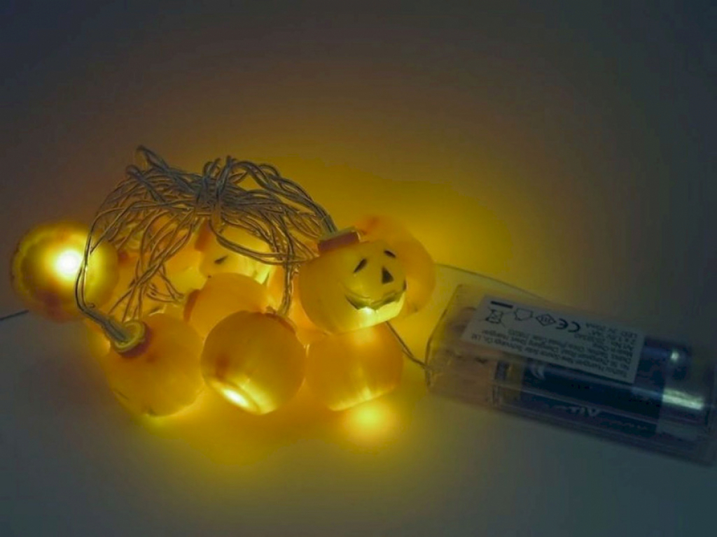 Indoor Lampenkette 140cm 12x Halloween Kürbis LED #12928