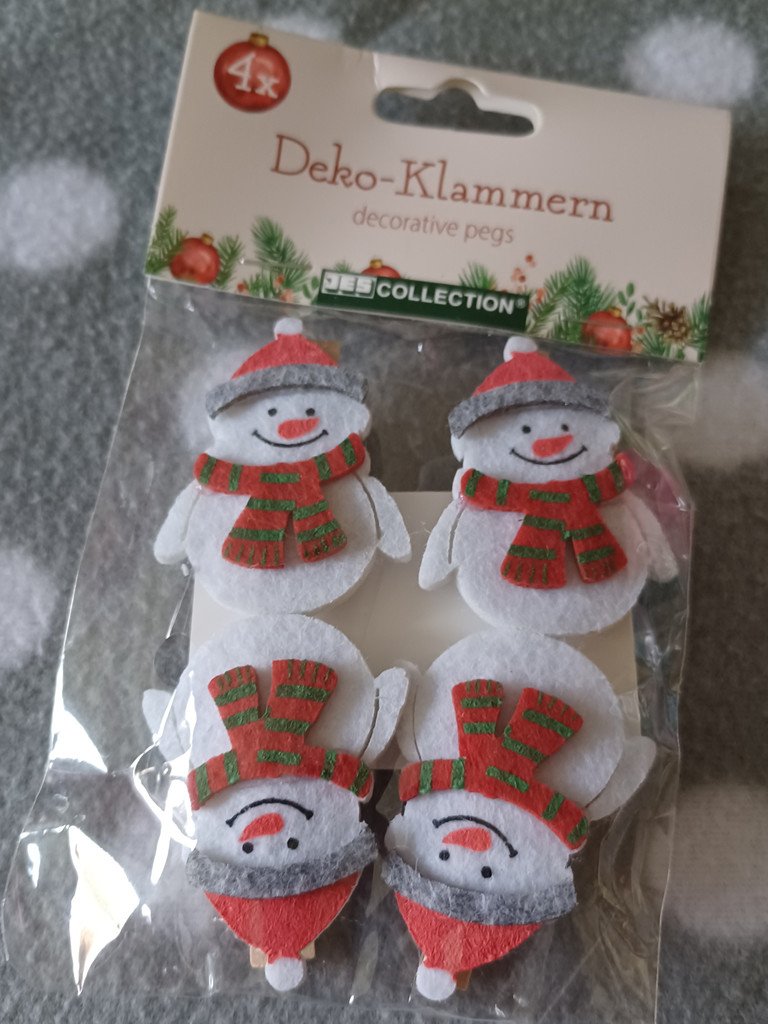 Deko-Klammern mit Schneemännern (4er-Set)