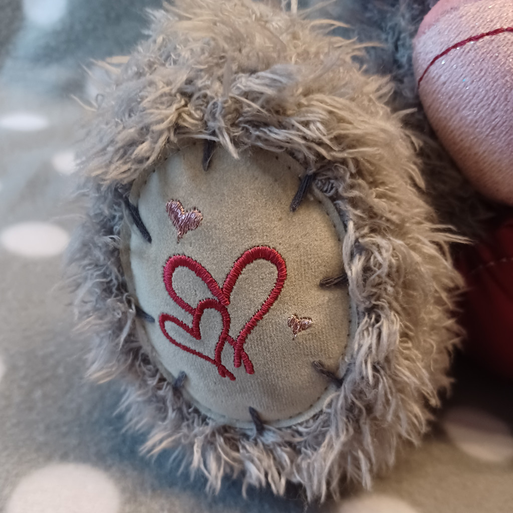Me to You Teddybär Tatty Teddy Grau 30cm Plüschtier mit Herzen