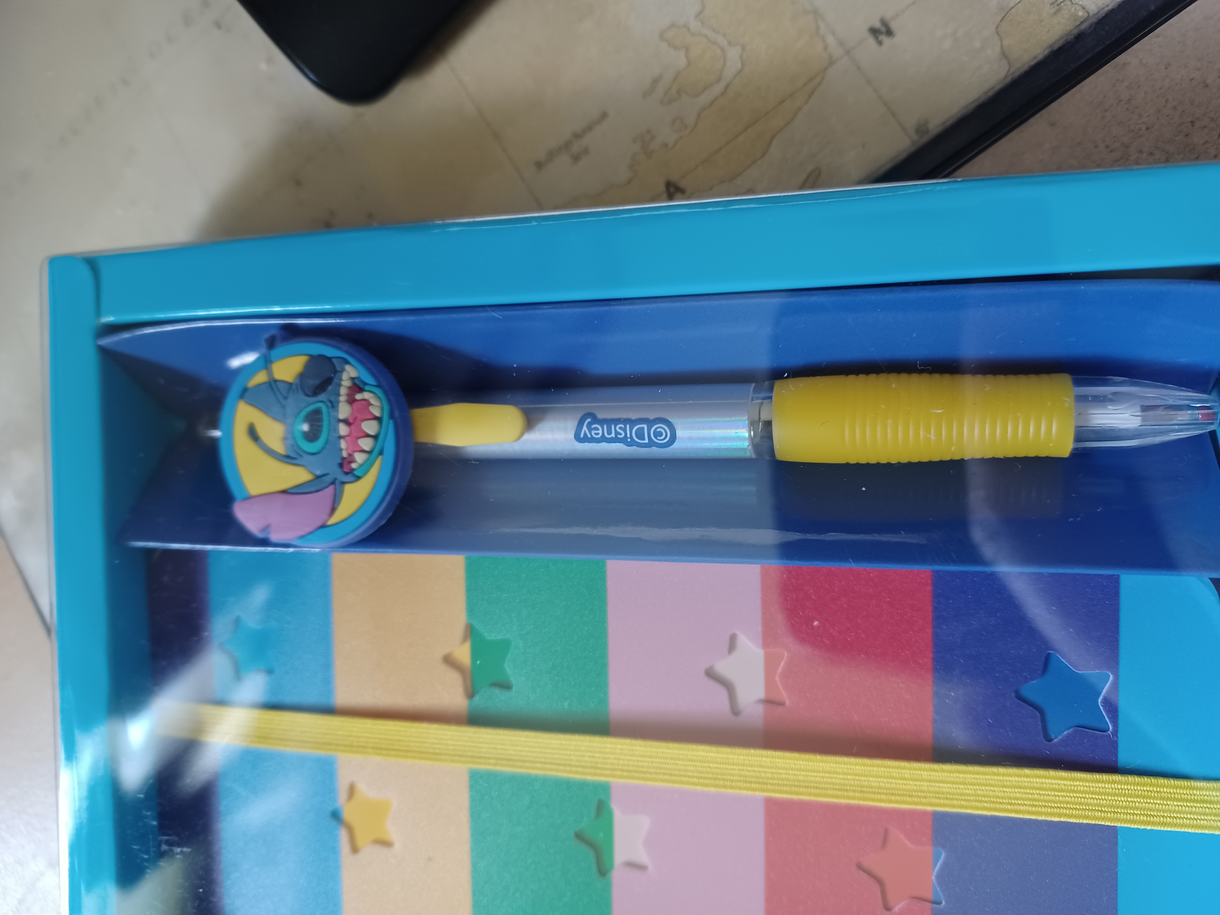 Disney Stitch Notizbuch Set mit Kugelschreiber und 5 Pins
