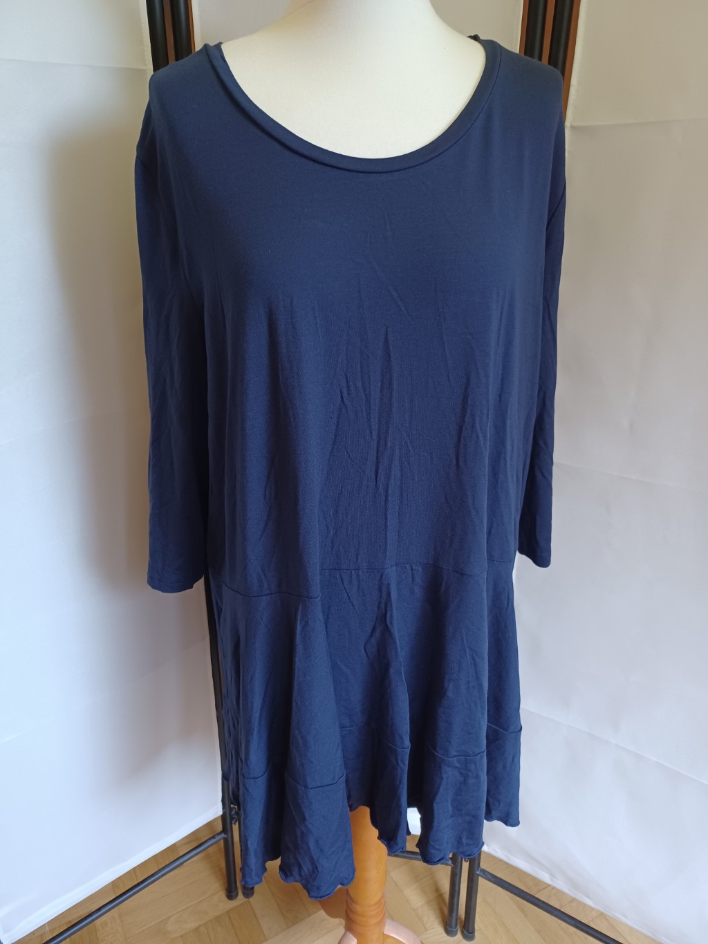 Damen Longshirt in Navyblau – bequem lang geschnitten für den Alltag