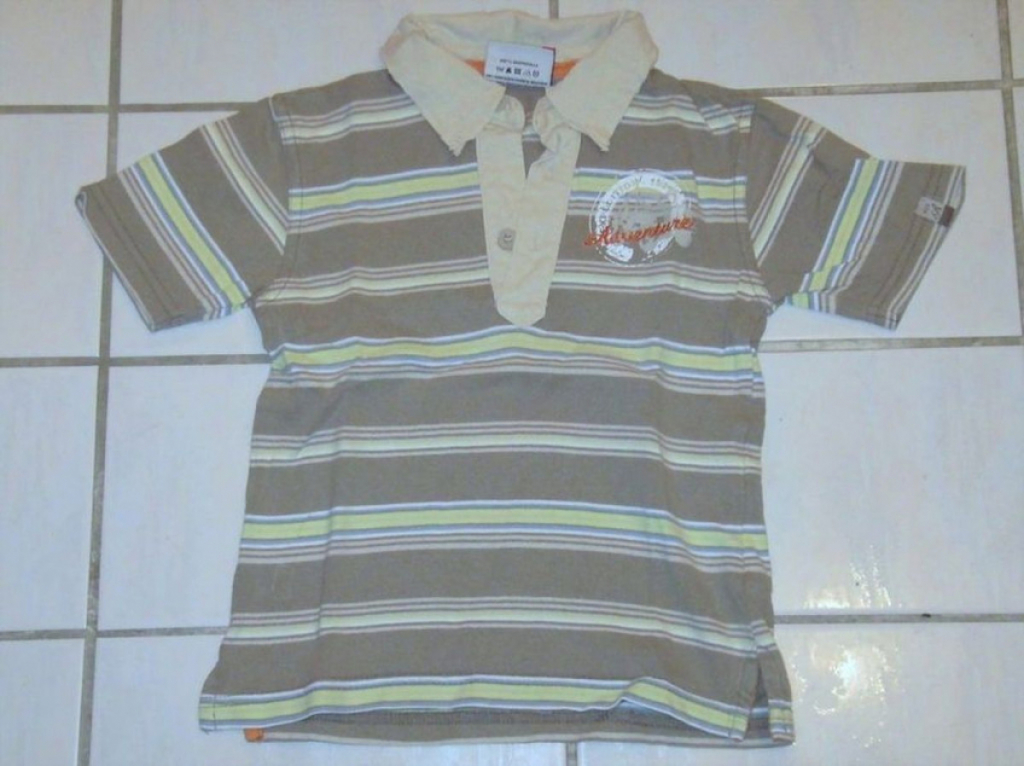 Topolino Schickes Polo Shirt mit Bedruckung beige gestreift Größe 110 Topolino Schickes Polo Shirt mit Bedruckung beige gestreift Größe 110