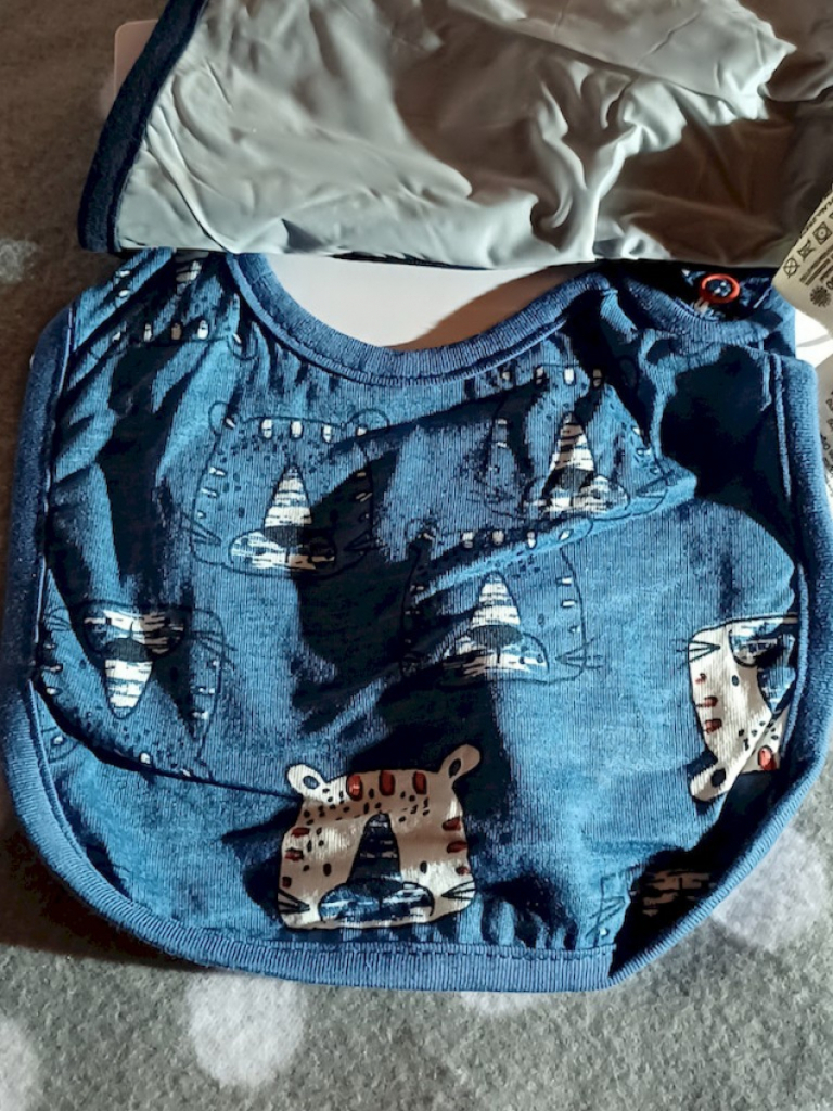 2x Baby Lätzchen Tiger Blau 100% Baumwolle  2x Baby Lätzchen Tiger Blau 100% Baumwolle