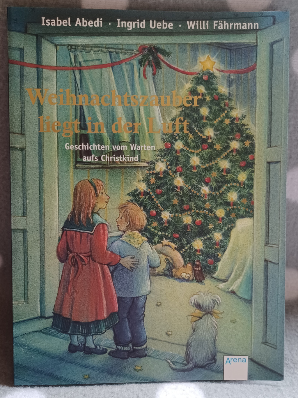 Buch: Weihnachtszauber liegt in der Luft  Buch: Weihnachtszauber liegt in der Luft