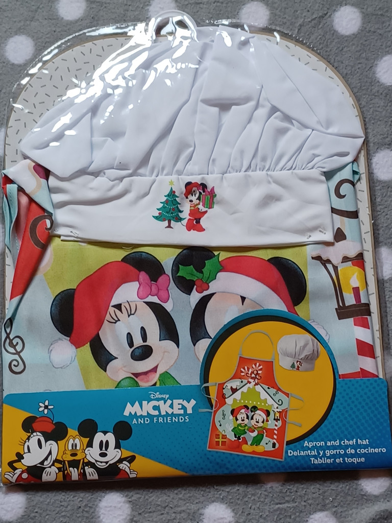 Disney Minnie & Mickey Maus Kinderschürze Weihnachten 2teiliges Set Disney Minnie & Mickey Maus Kinderschürze Weihnachten 2teiliges Set