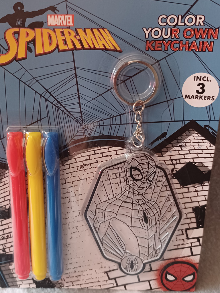 Marvel Spider-Man Schlüsselanhänger zum selber bemalen inkl. 3 Stifte Set