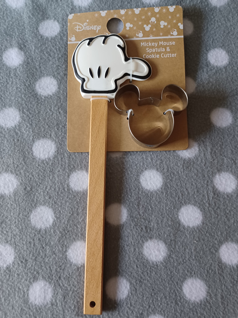 Disney Mickey Mouse Spatel & Ausstechform Set – Küchenzauber mit Mickey-Charme