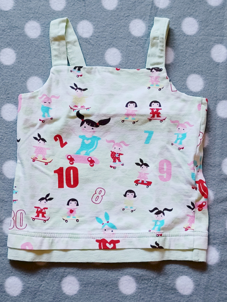 H&M Top Trägertop Mädchen bedruckt Weiß/Grün Größe 104  H&M Top Trägertop Mädchen bedruckt Weiß/Grün Größe 104