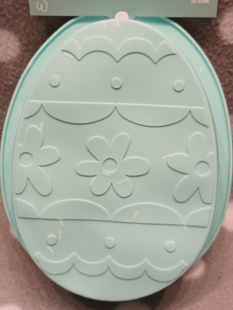 Oster-Backform aus Silikon: Motiv Ei mit Blumendesign - hitzebeständig