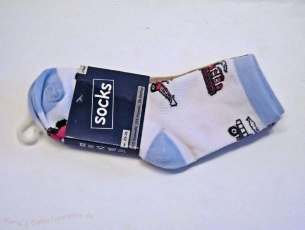 Socken Jungen 2er Pack mit American One Fahrzeuge Motiven Größe 23-26 Socken Jungen 2er Pack mit American One Fahrzeuge Motiven Größe 23-26