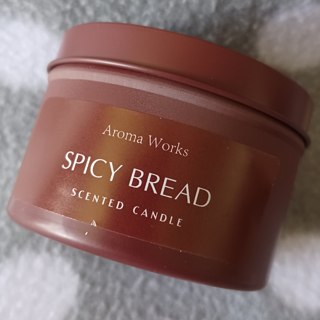 Aroma Works Duftkerze Spicy Bread Metalldose mit Deckel 10h Brennzeit