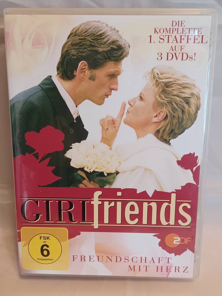 DVD-Film: Girlfriends die komplette 1 Staffel (3 DVDs) DVD-Film: Girlfriends die komplette 1 Staffel (3 DVDs)