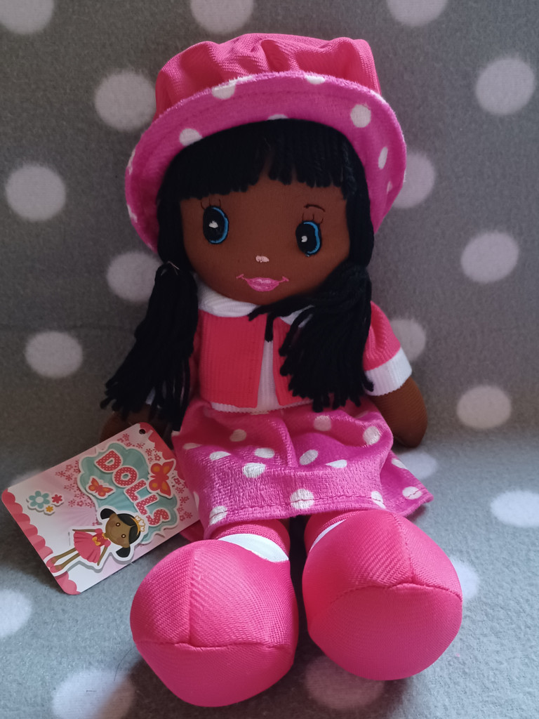 Stoffpuppe 30cm Dunkel mit Kleidchen Stoffpuppe 30cm Dunkel mit Kleidchen