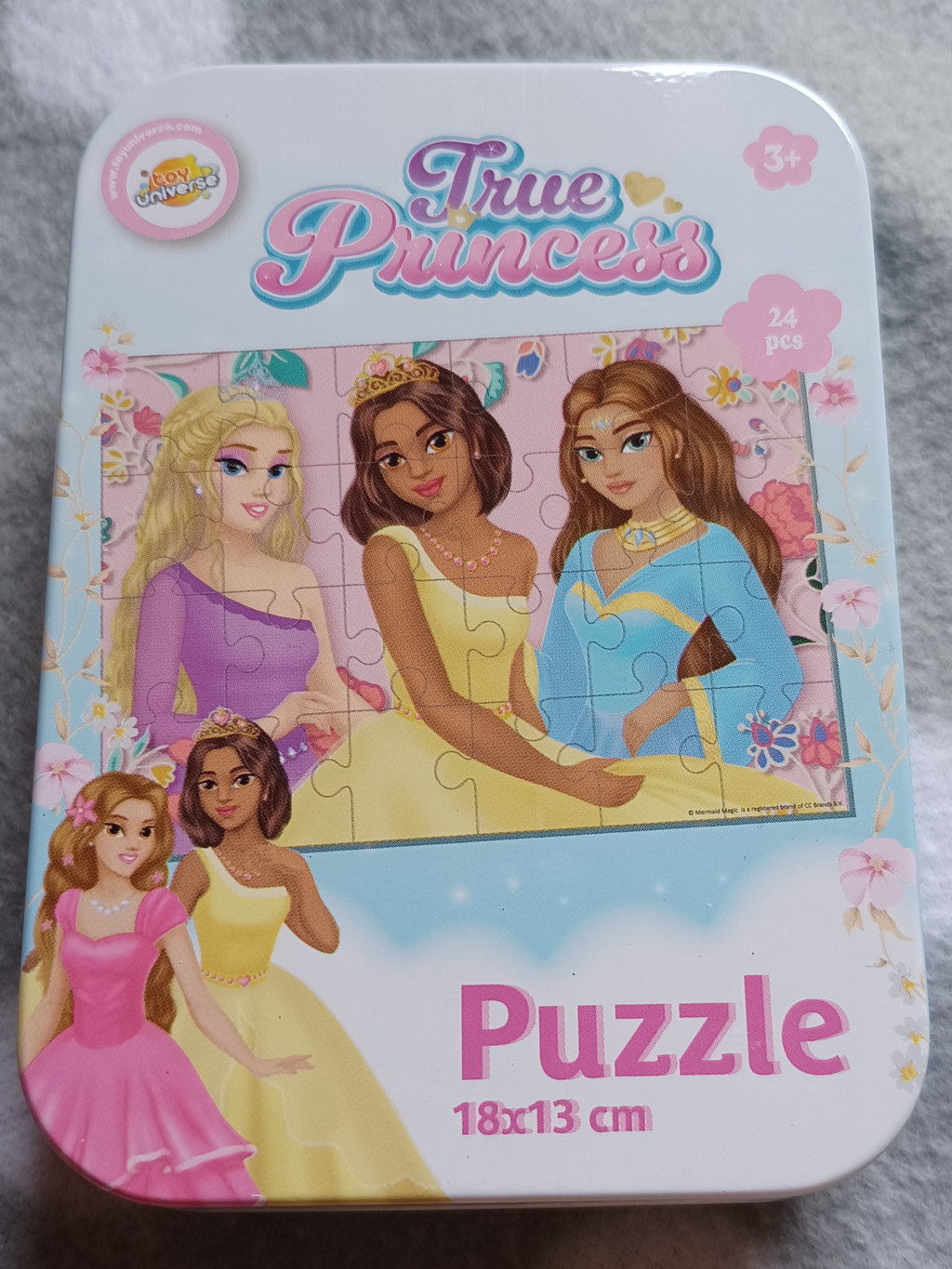 Mini Puzzle True Princess in Blechdose 24tlg. Mini Puzzle True Princess in Blechdose 24tlg.