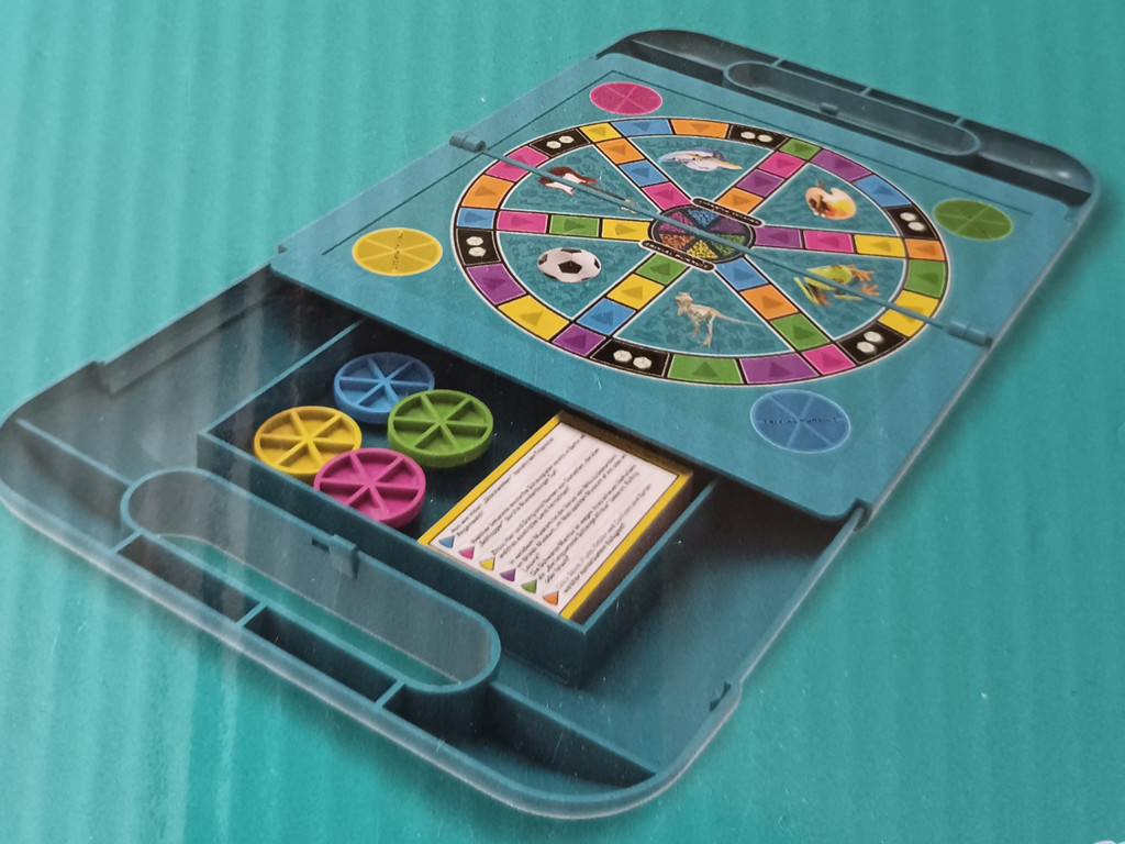 Trivial Pursuit Familienedition Magnetic Travel Game Hasbro Reisespiel